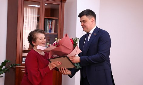Благодарны старшему поколению